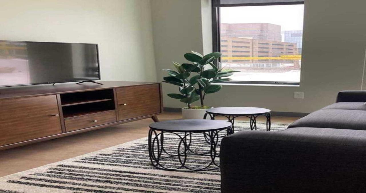 Medley Apartments By Barsala Cleveland Bagian luar foto